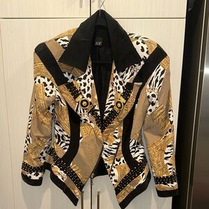 RARE VINTAGE | Retro Women's Black and Gold Patterned Blazer w/ Shoulder Pads